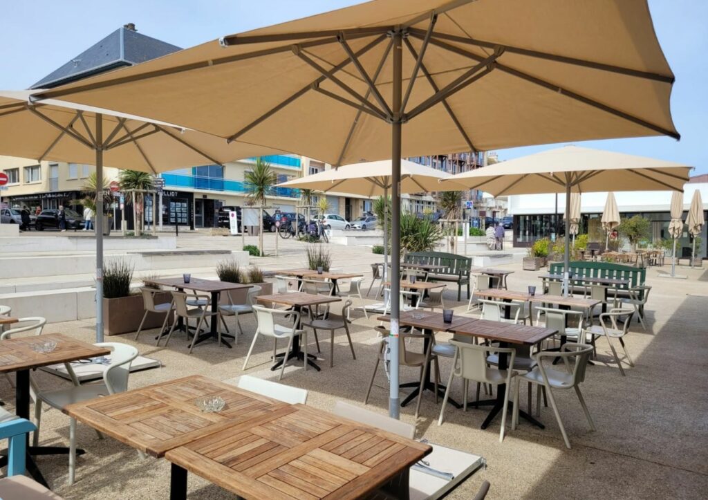 Parasol terrasse à Caen
