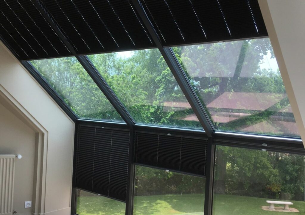 Store interieur protection solaire